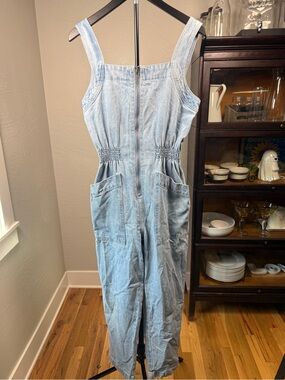 Reverof Denim Jumpsuit Light Wash Zip Front Utility Overalls Size S